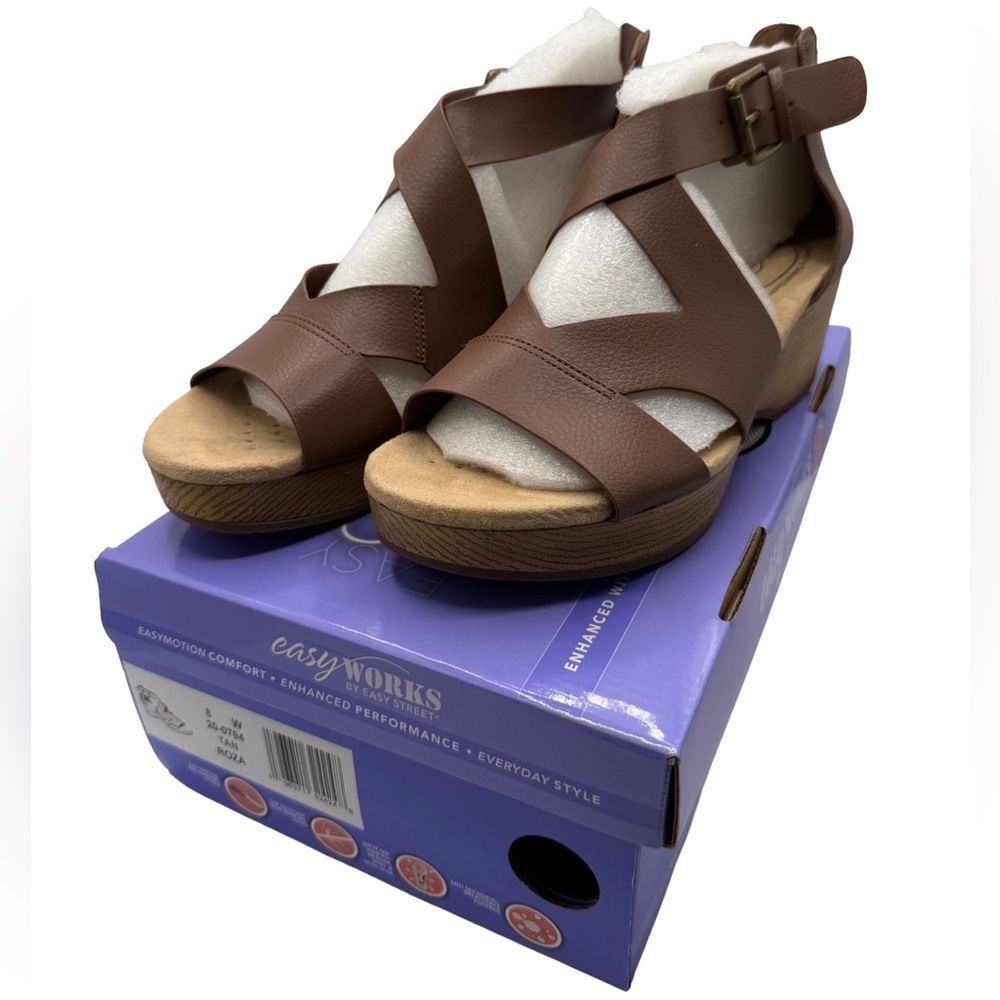 NEW Easy Works by Easy Street Women's Brown Strappy Sandals, Size 8